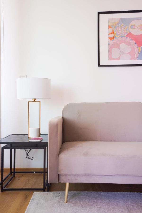 Boutique Studio With Terrace And Pool Wenen Buitenkant foto